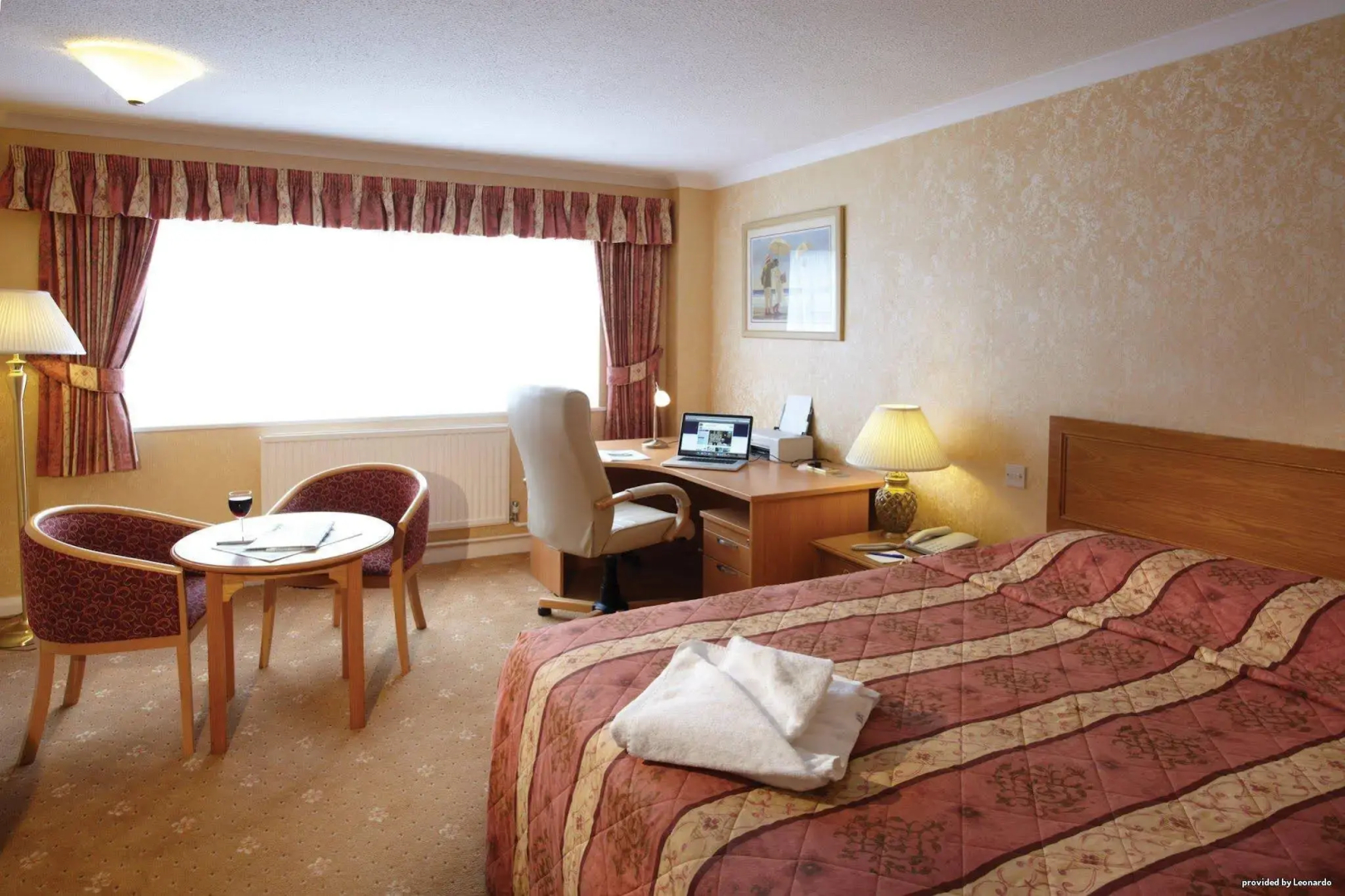 Tiverton Hotel Lounge & Venue