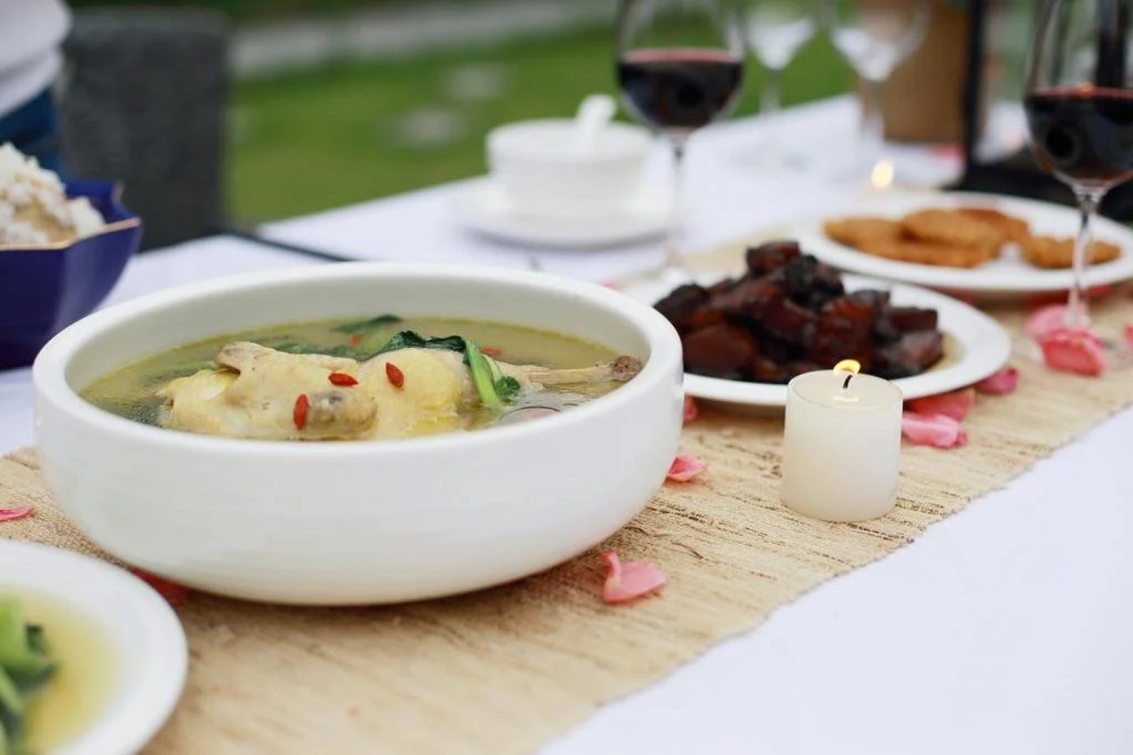 Mogan Mountain Lexi Zhuwu Inn