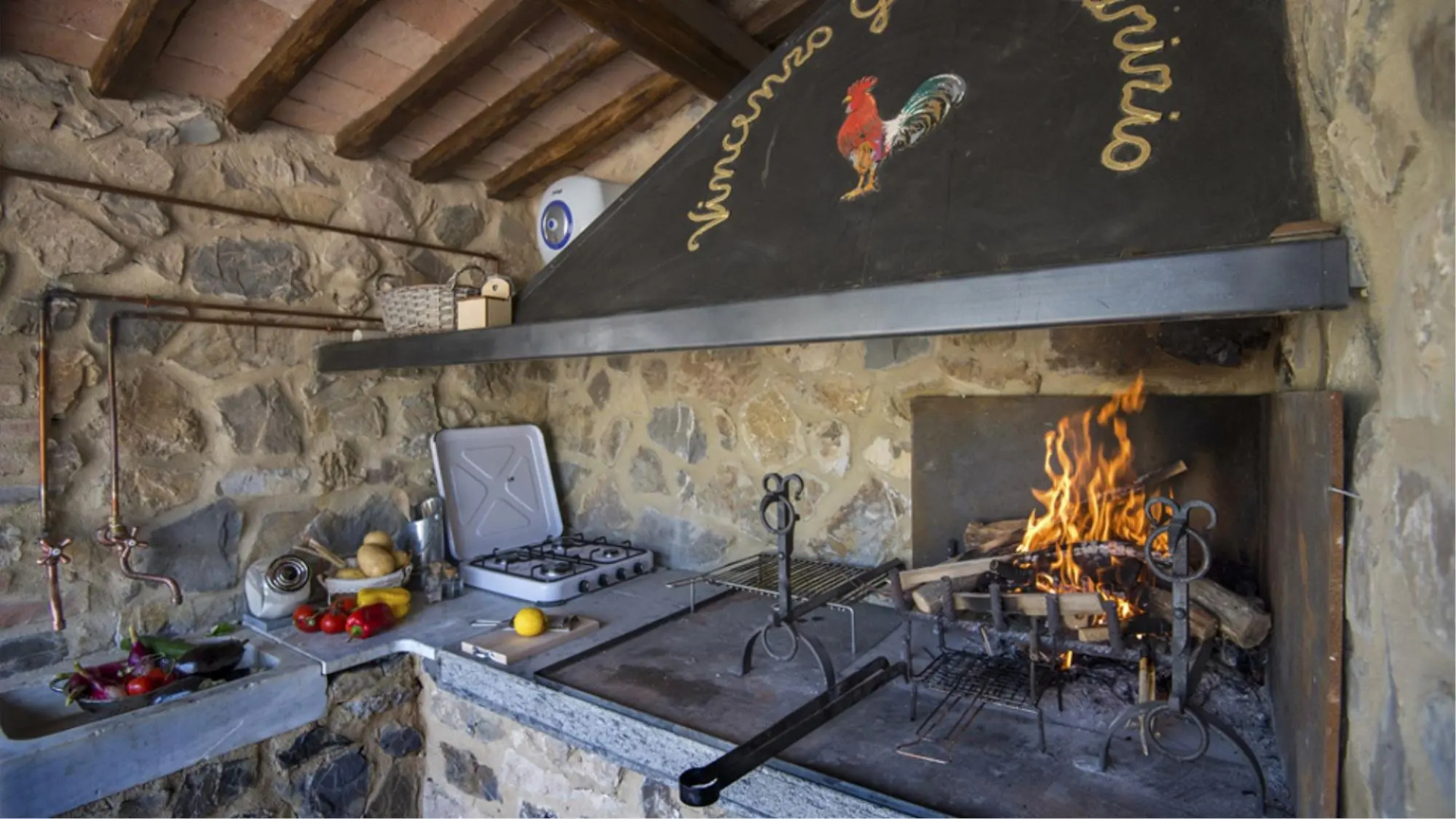 Splendid Villa With big Mediterranean Garden Pool Heated Jacuzzi Fishing Pond-villa Rufeno