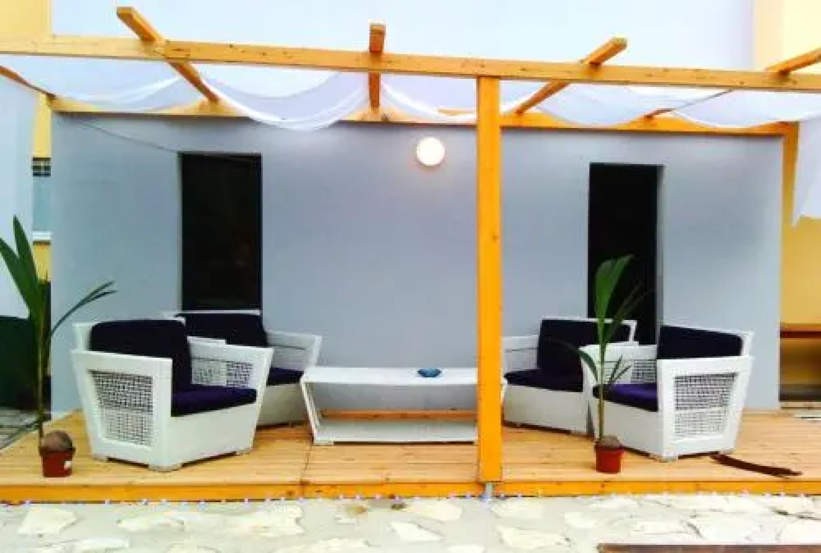 Guesthouse Crazy Night