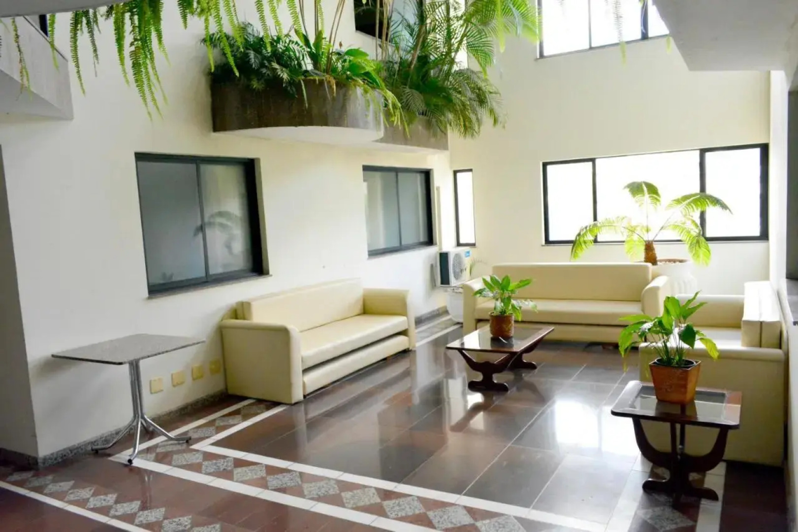 Condall Palace Hotel