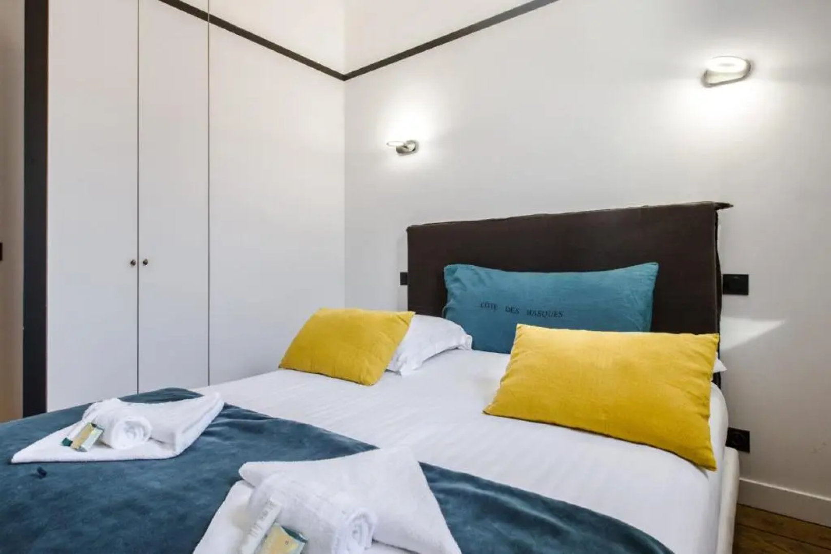 Design Arty Apartment In The Heart Of Biarritz By The Markets
