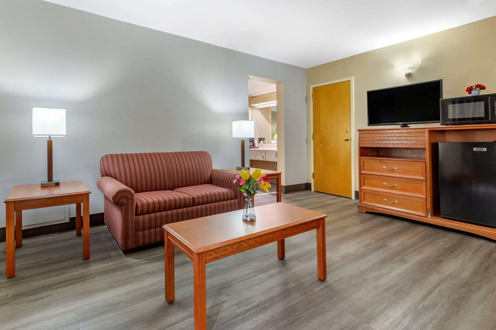 Econo Lodge & Suites Southern Pines - Pinehurst