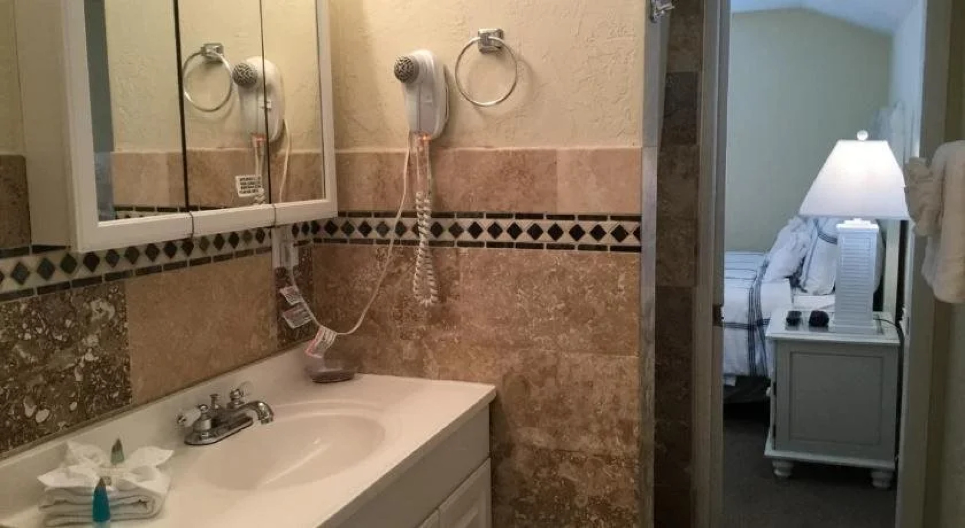 Cottage by the Sea by Beachside Management