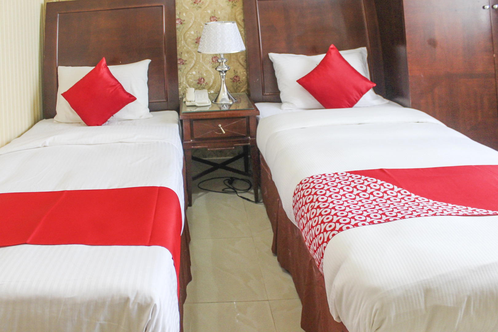 Clifton International Hotel