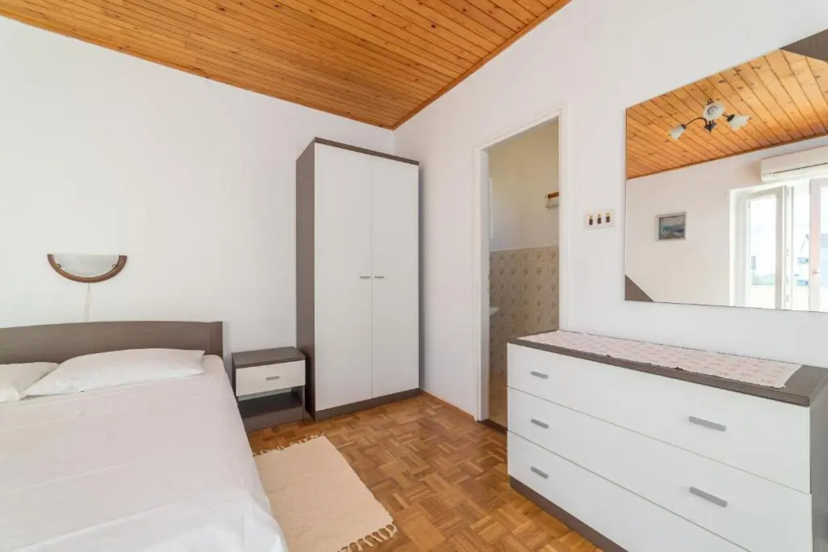 Apartments Jakovčev