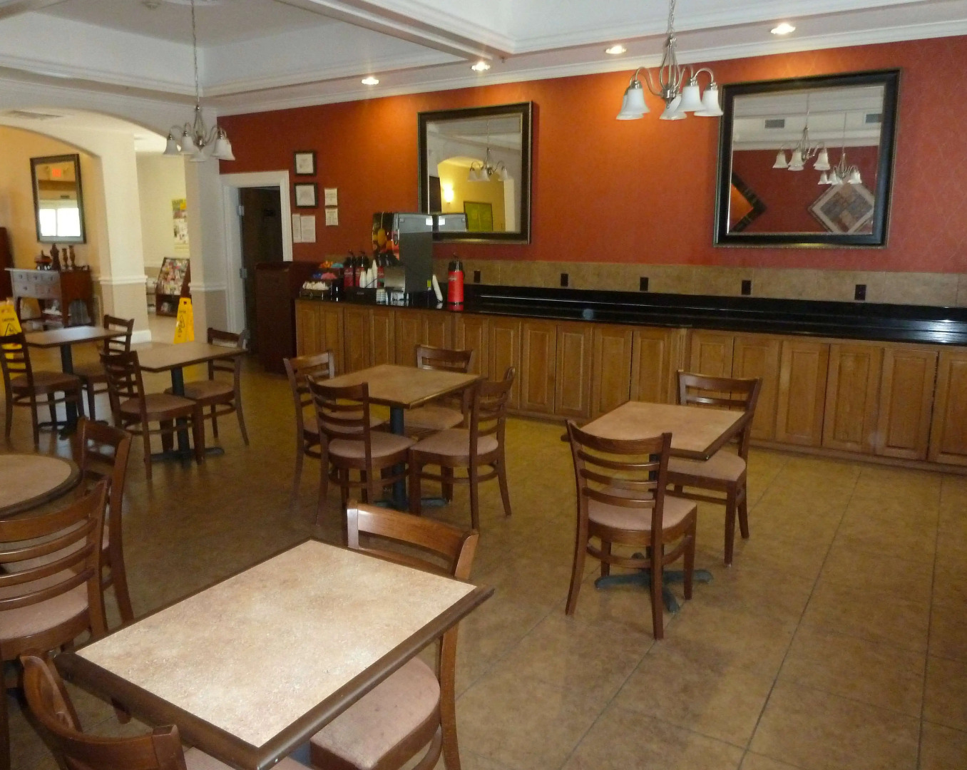 Americas Best Value Inn & Suites Gun Barrel City