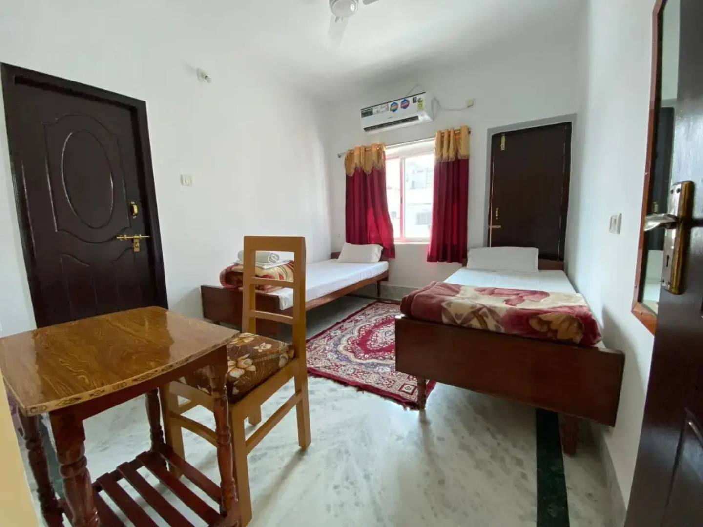 Rahul Guest House