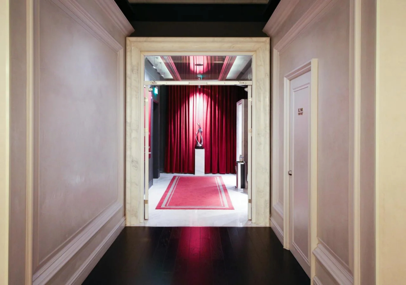 Jinjiang Metropolo Hotel Classiq Shanghai Off Bund