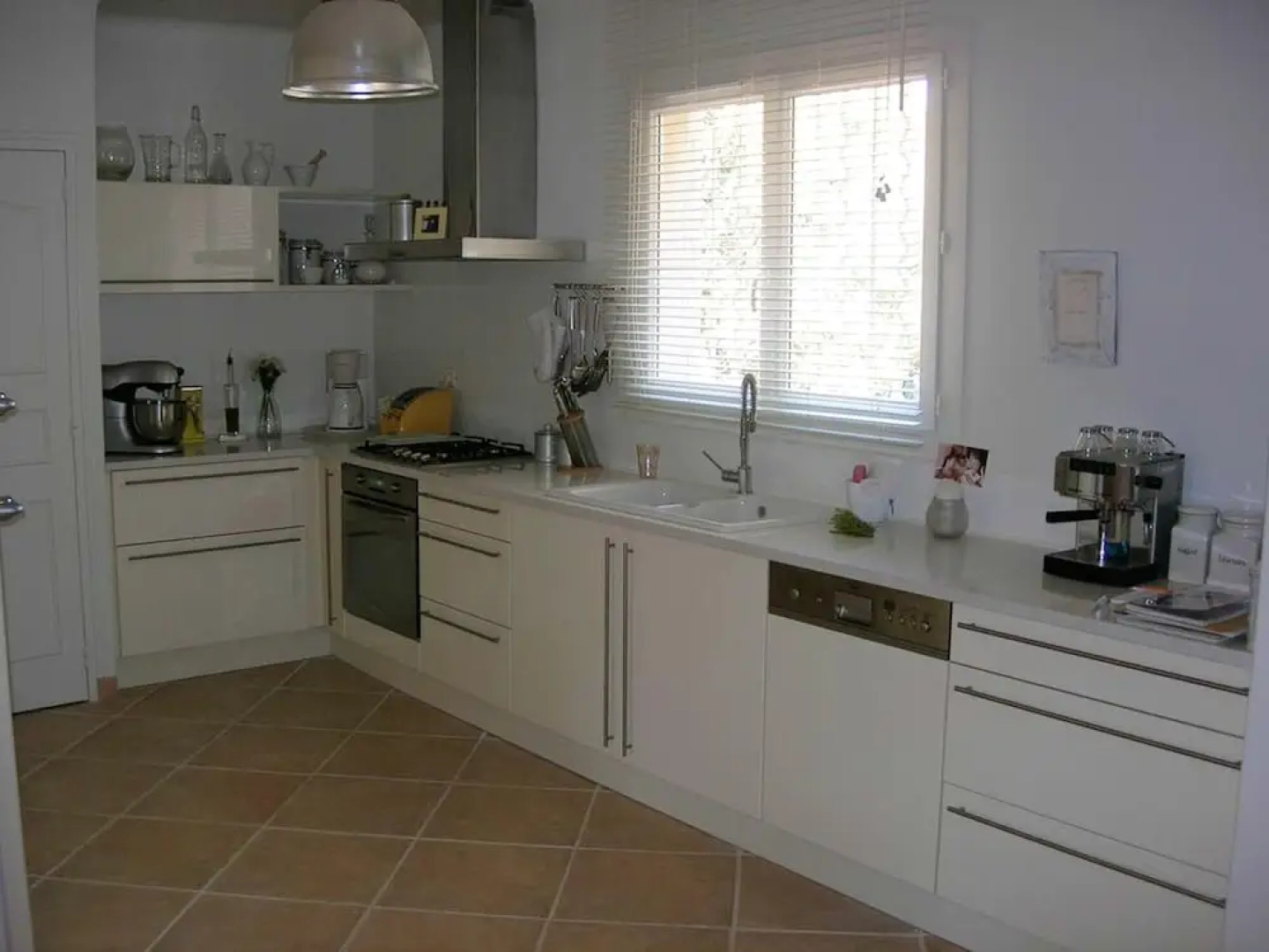 Villa With 4 Bedrooms in Lambesc, With Private Pool, Enclosed Garden and Wifi - 30 km From the Beach