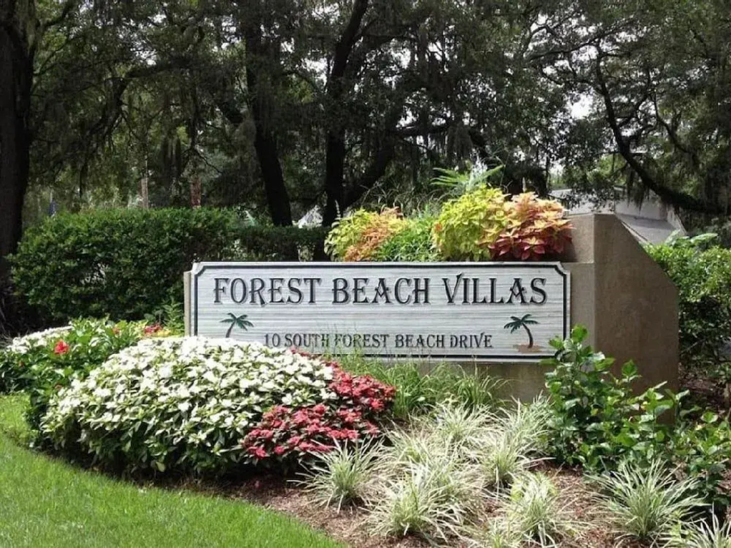 123 Forest Beach Villas 3 Br villa by RedAwning
