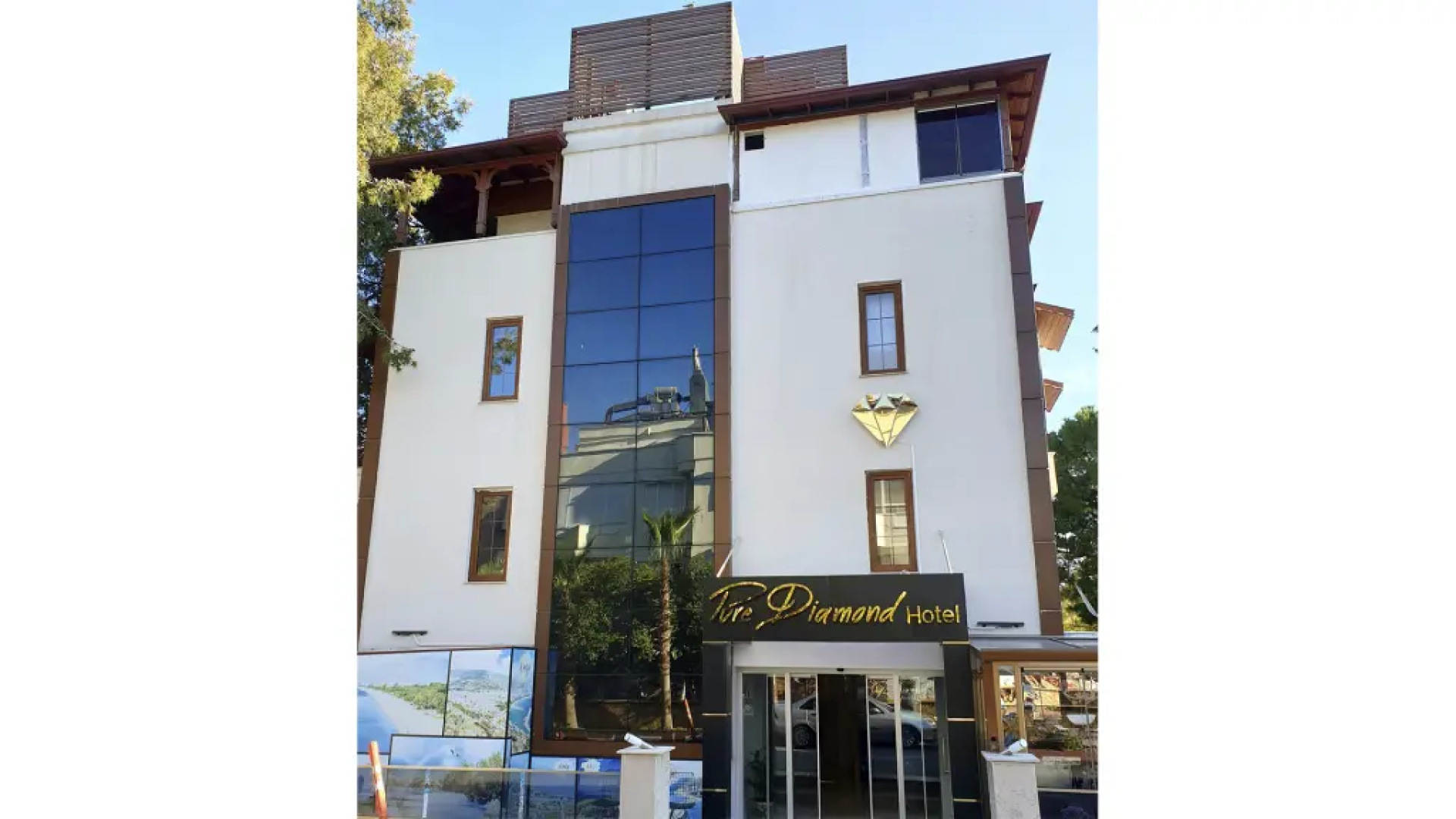 Pure Diamond Hotel