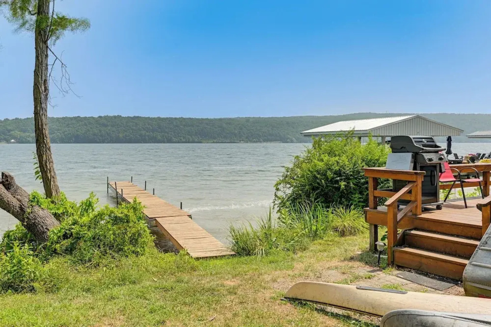 Dock & Rowboat: 'beechnut Bungalow' on Keuka Lake
