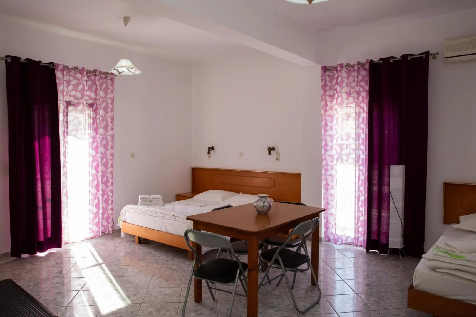 Sea Breeze 2 Apartments