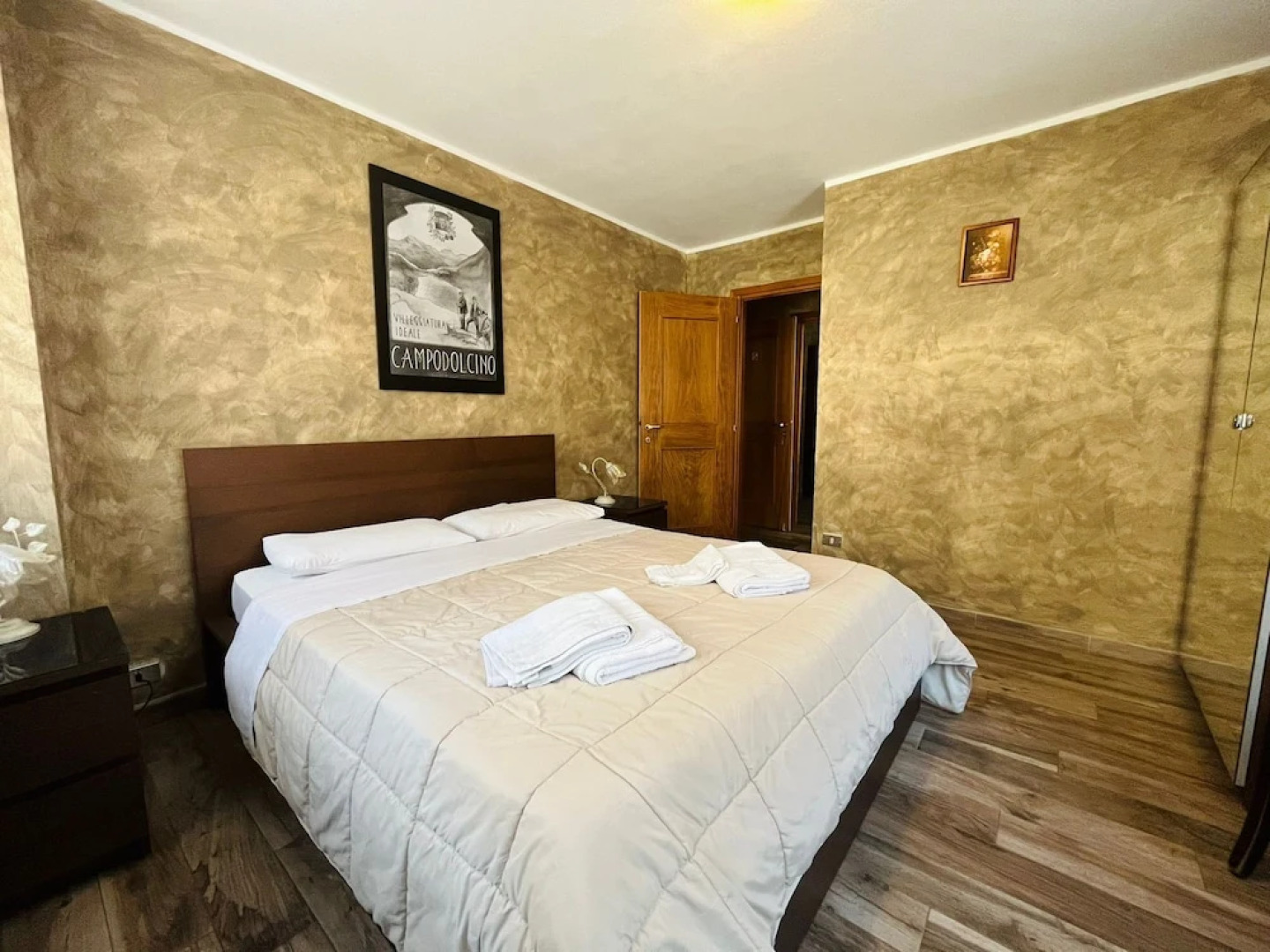 San Luigi Rooms & Apartments