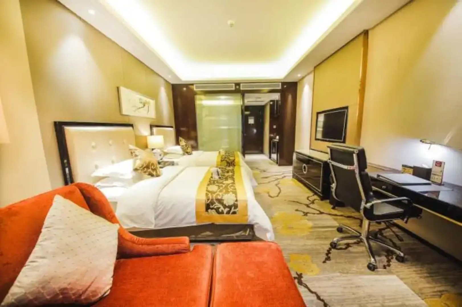 Tianyue Minshan Hotel