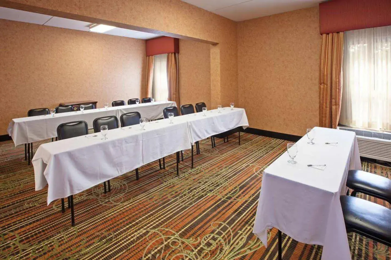 Hampton Inn by Hilton Youngstown-West I-80