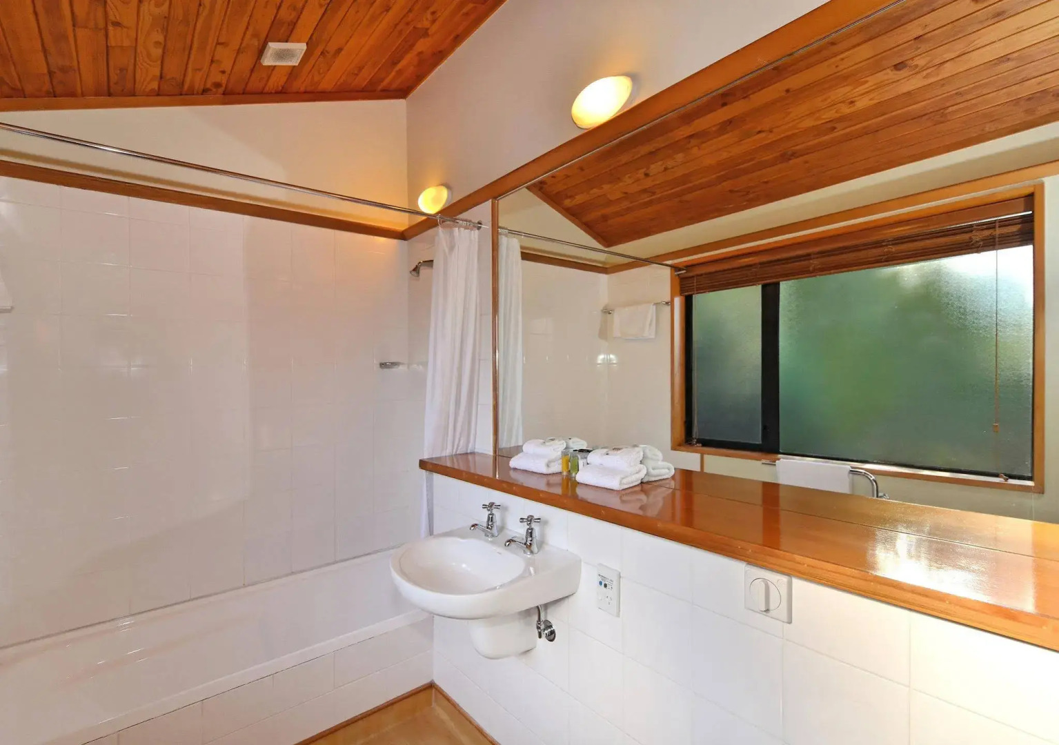 Riverside Hotel Marlborough