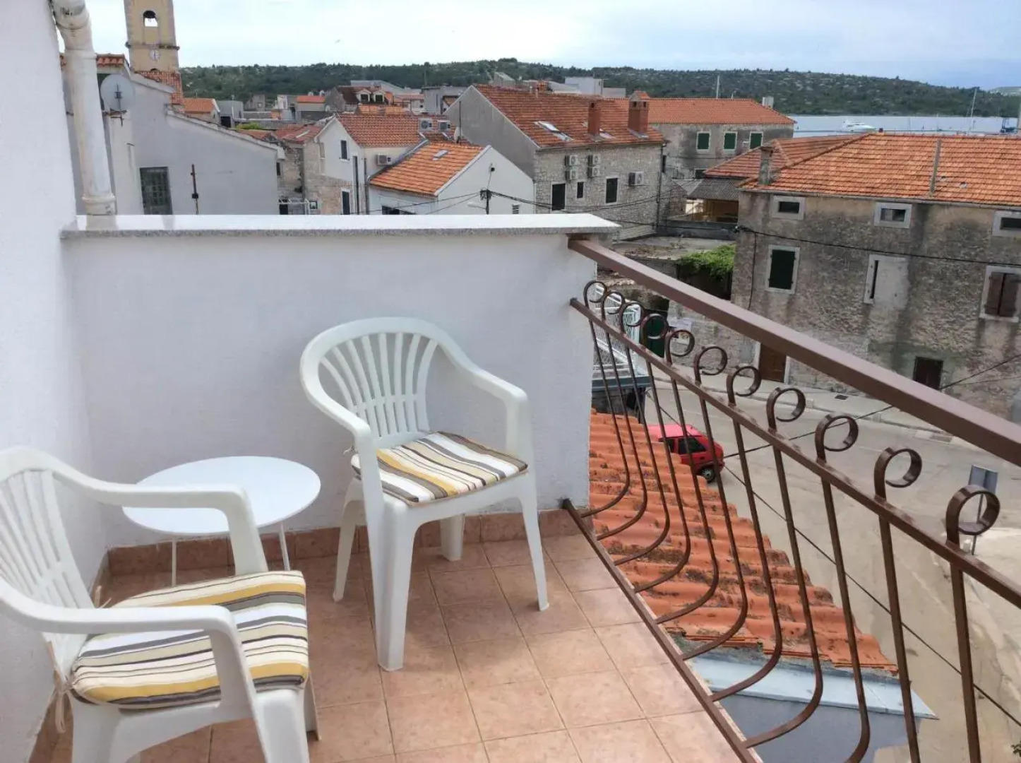 Lovely Apartment in Pirovac With Balcony