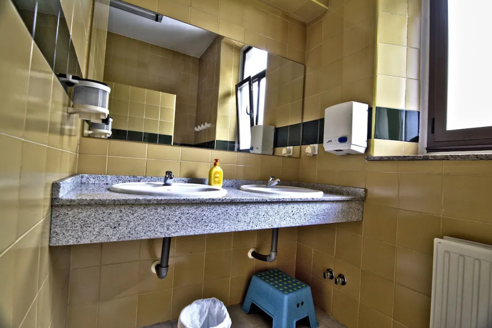 Albergue Juvenil de Bustiello