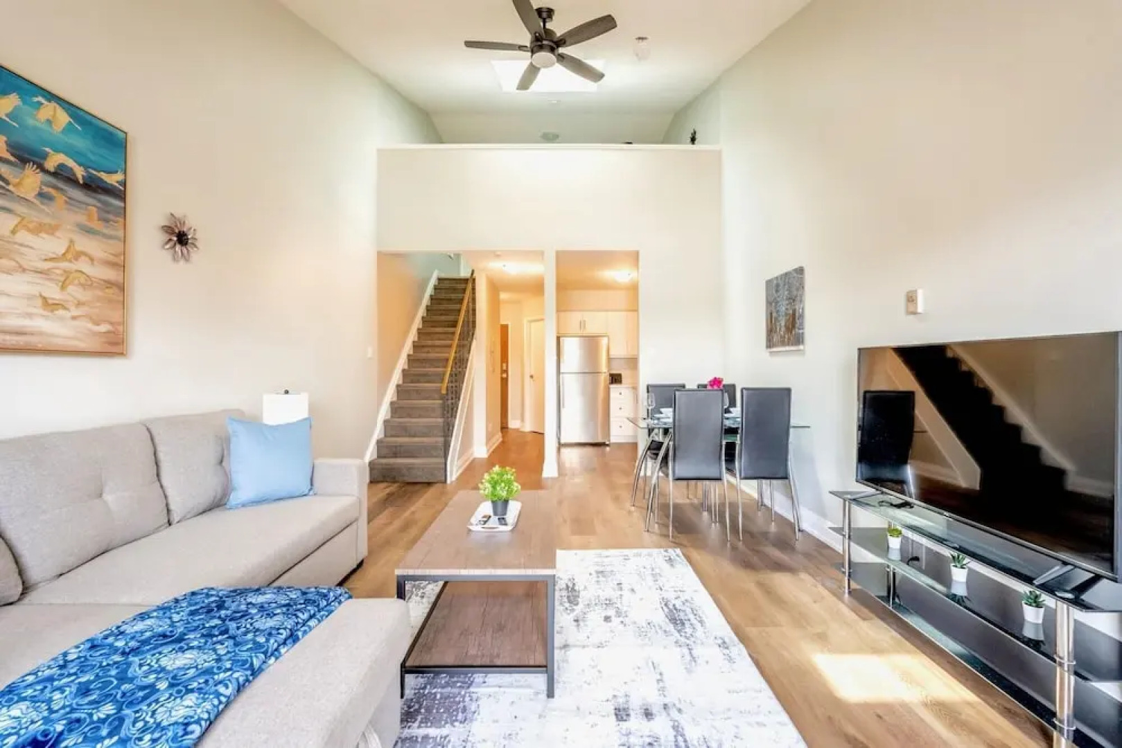 1BR Loft Near DT Cambridge - Trails and Parks