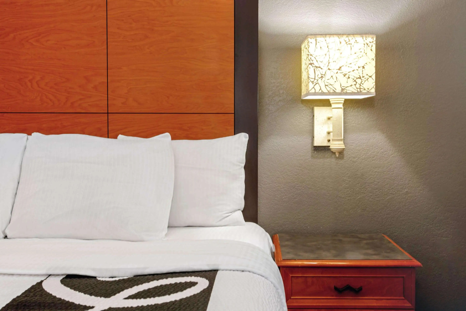 La Quinta Inn & Suites by Wyndham Birmingham Hoover