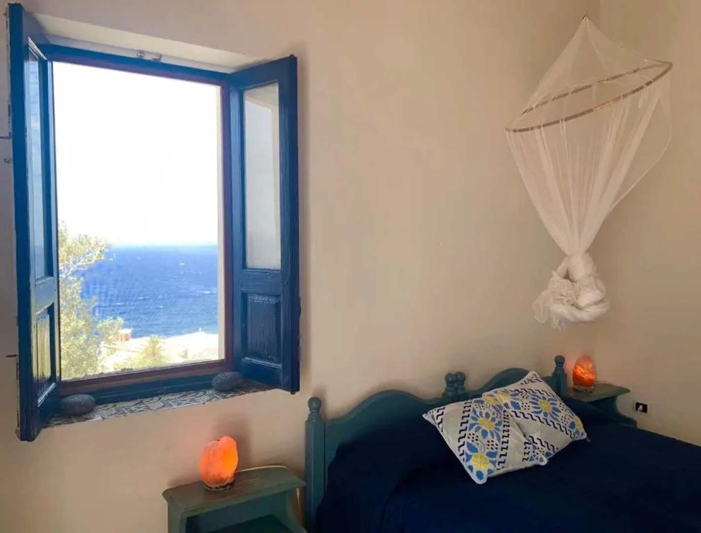 Luna Rossa Bed and Breakfast