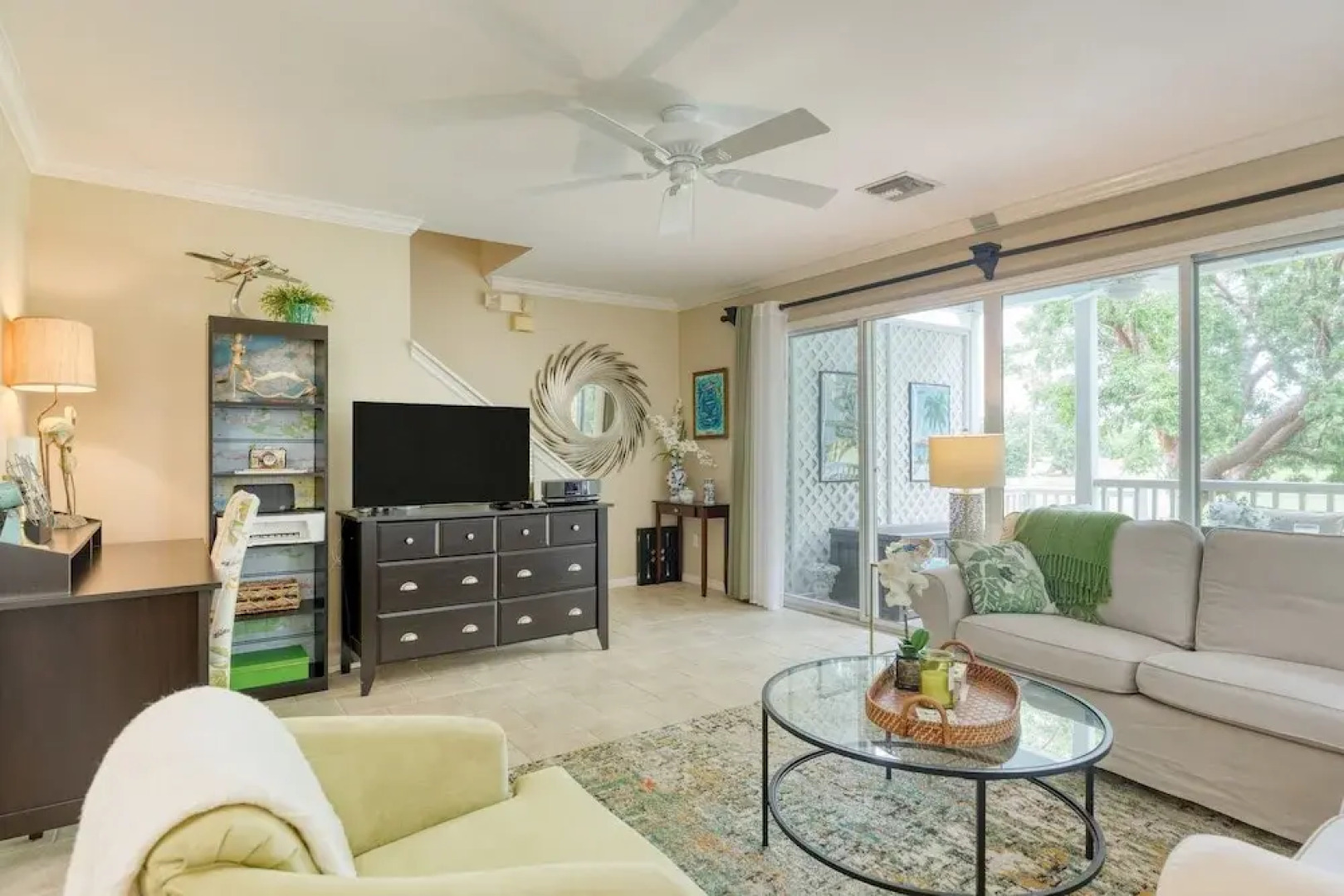 Keys to Paradise by Avantstay Balcony Pool Golf