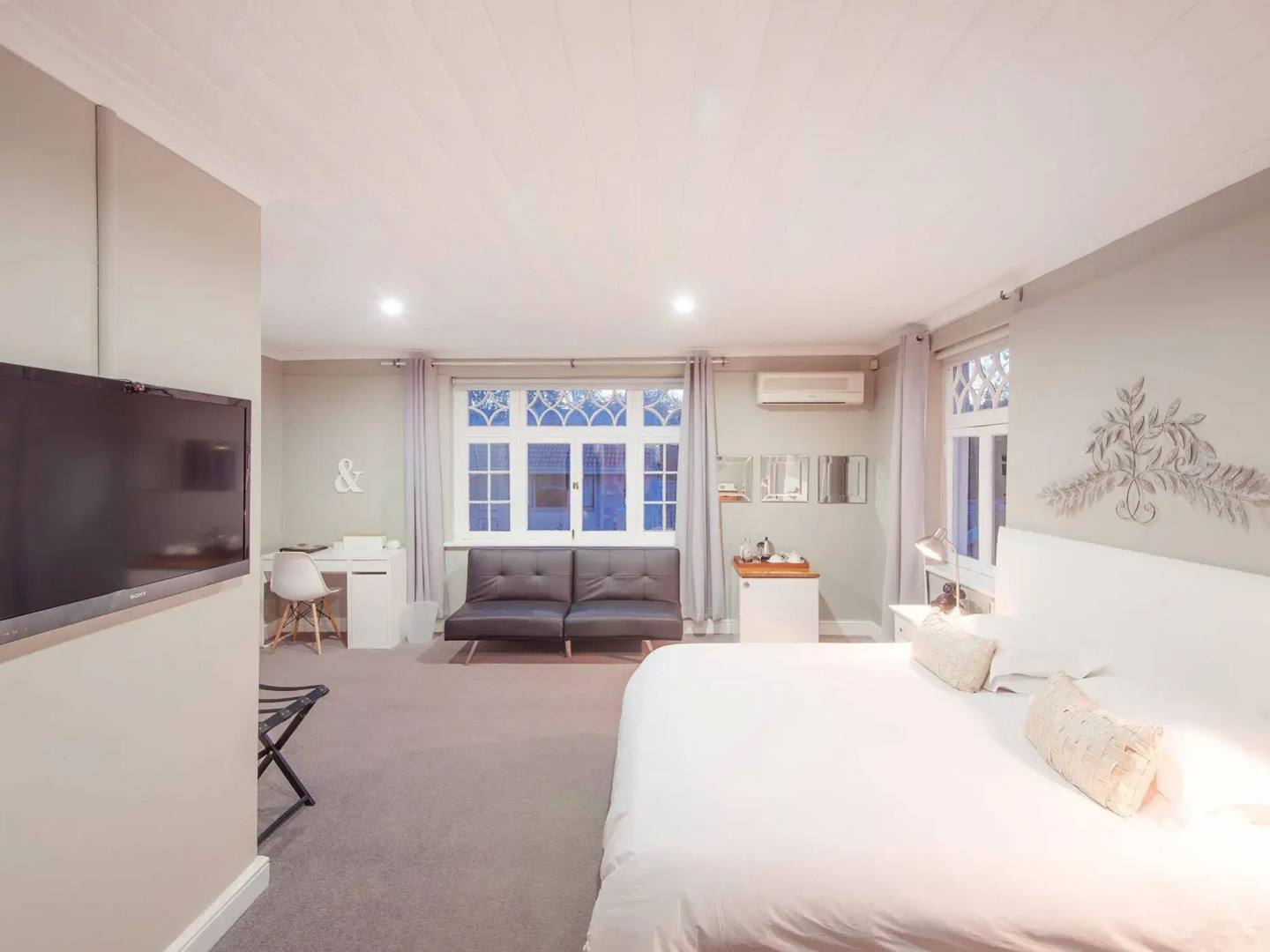 Summerwood Guest House