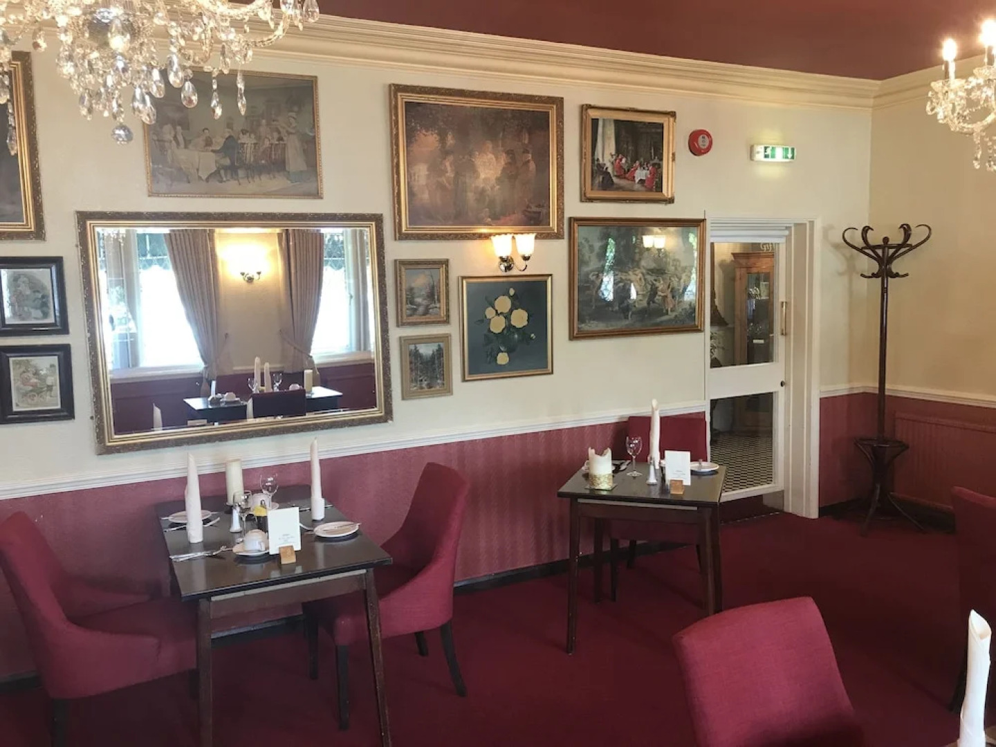 The Carre Arms Hotel