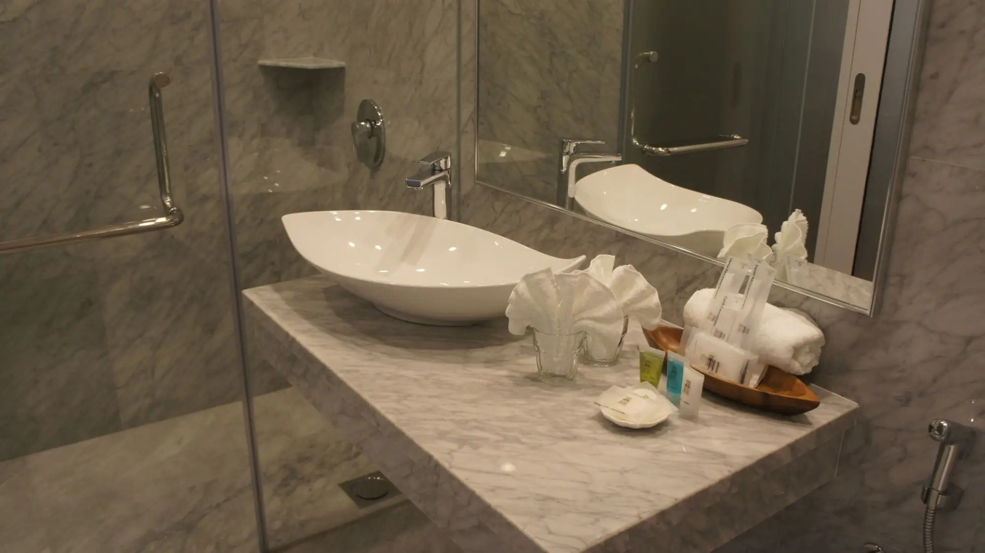 Heeren Straits Hotel