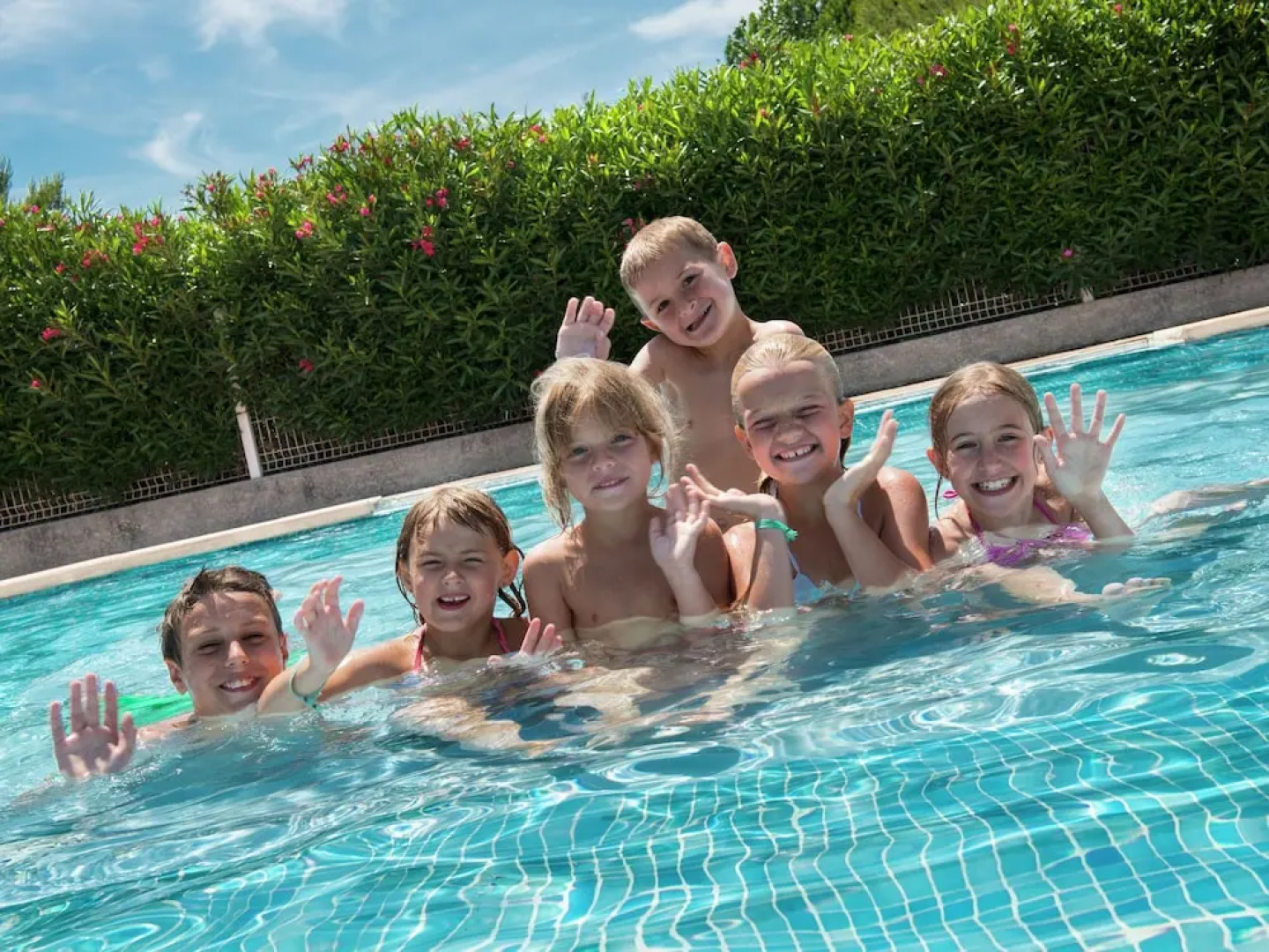 Luxury Chalet With air Conditioning 900 m. From the Beach