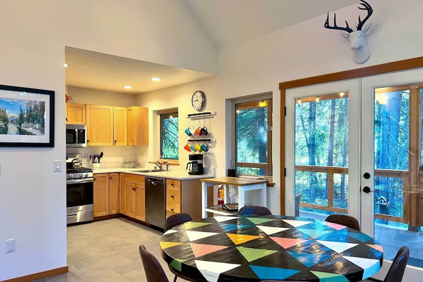 Modern Beaver Valley Cabin w/ Hot Tub & Games!