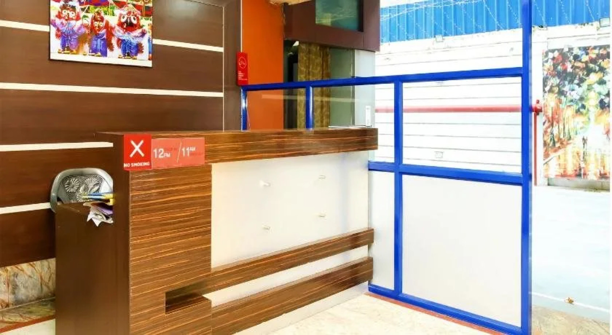 OYO Rooms Jatin Das Park Metro Station