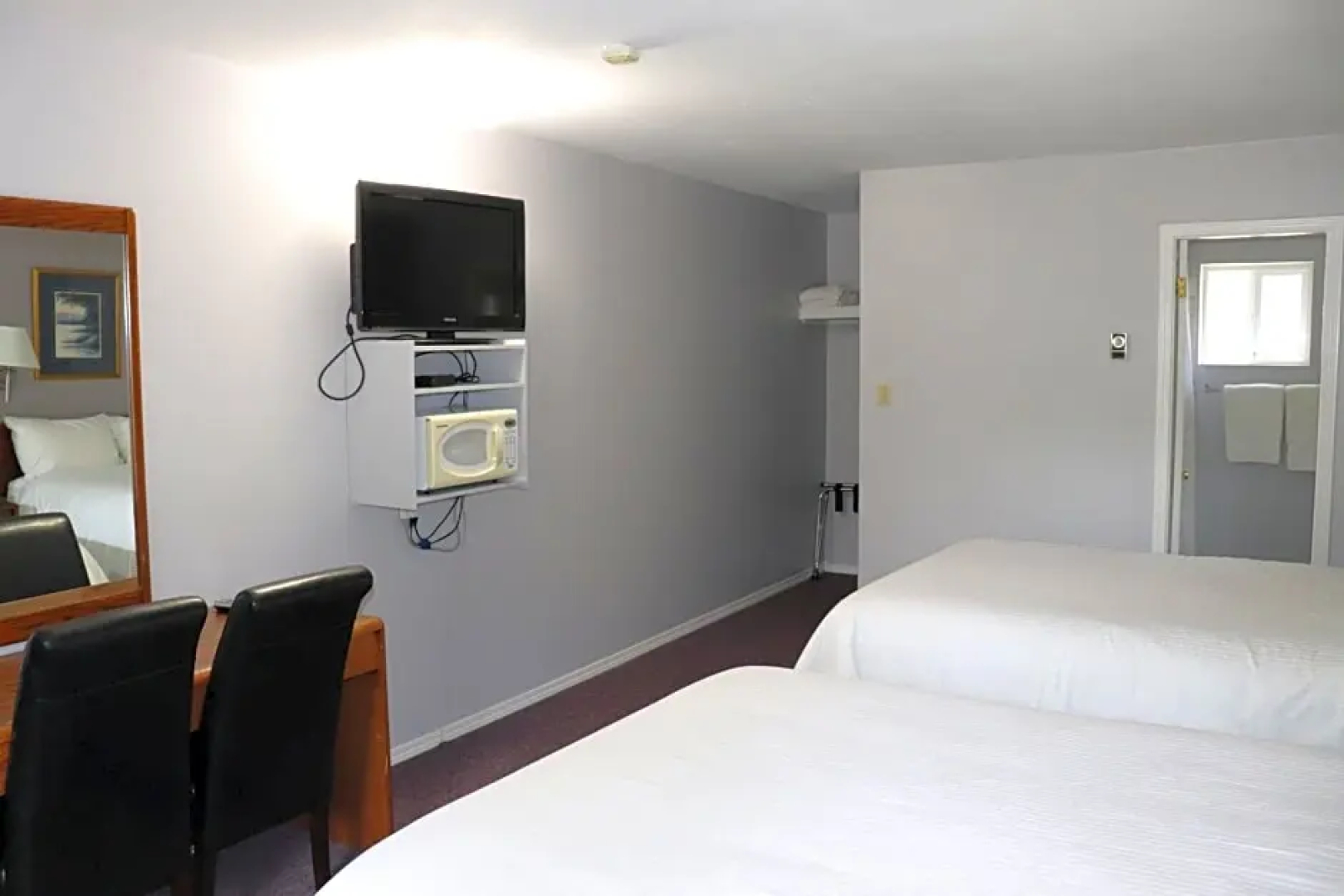 Clearwater Country Inn & RV Park