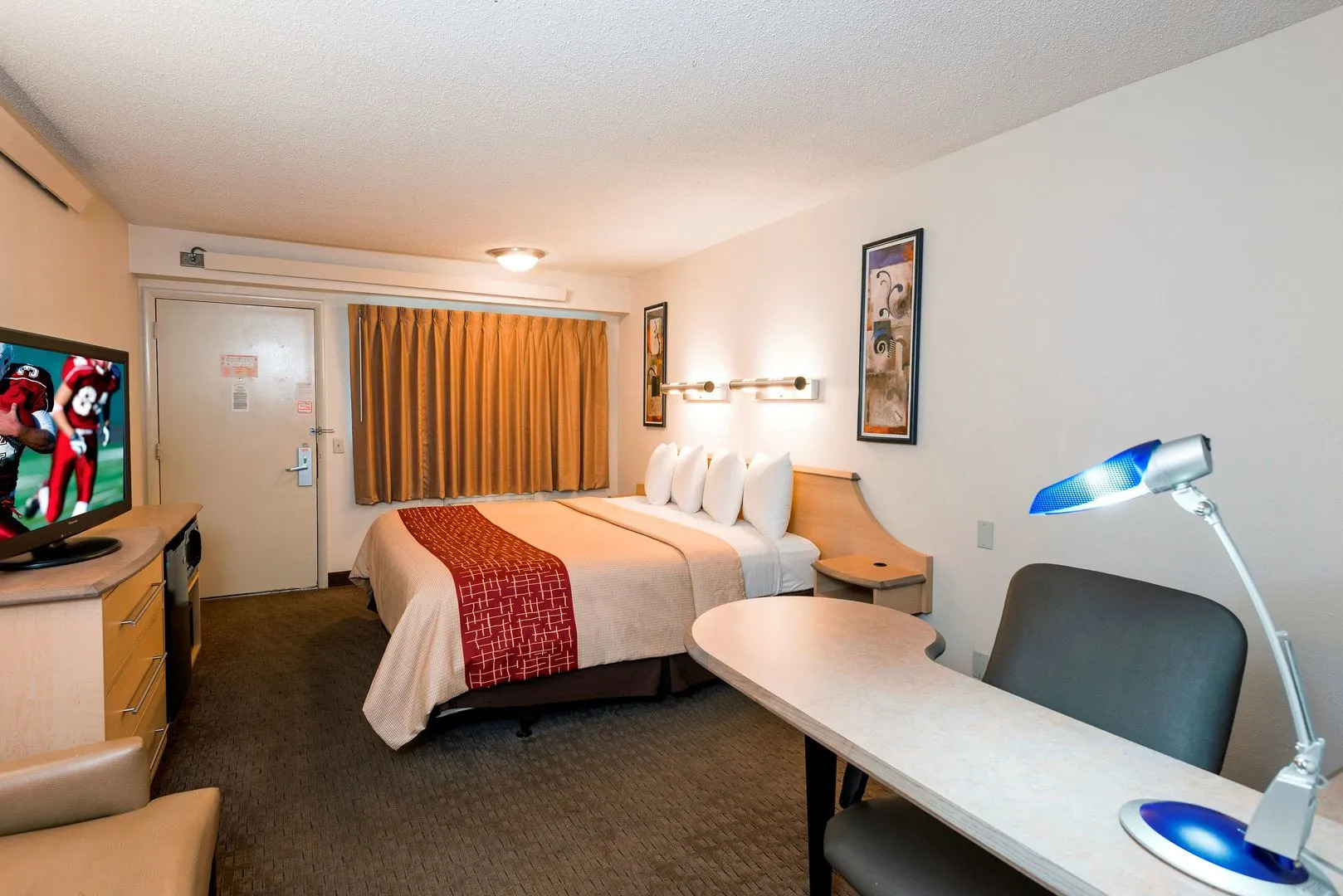 Red Roof Inn Dayton - Fairborn/ Nutter Center