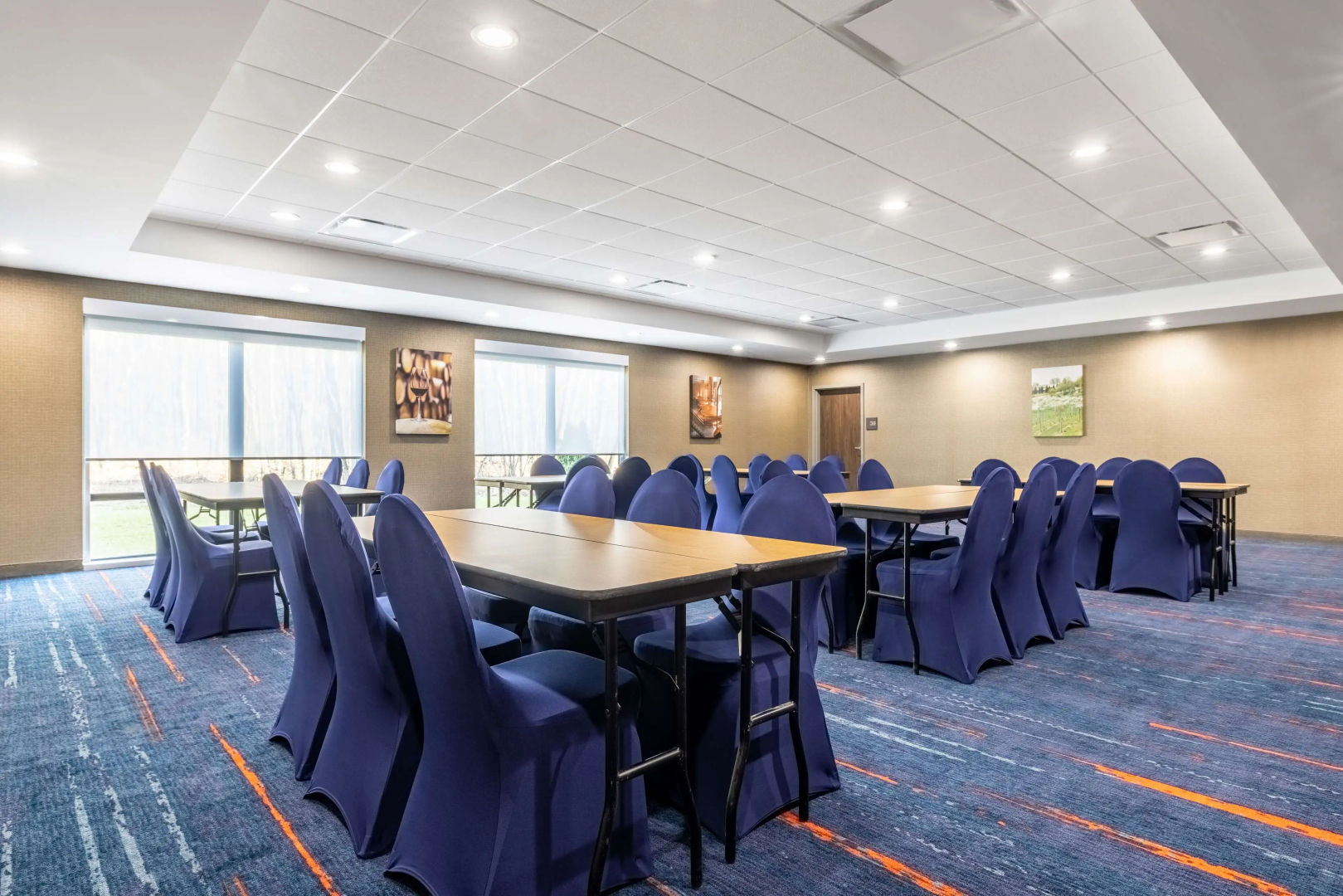 Hampton Inn & Suites Benton Harbor