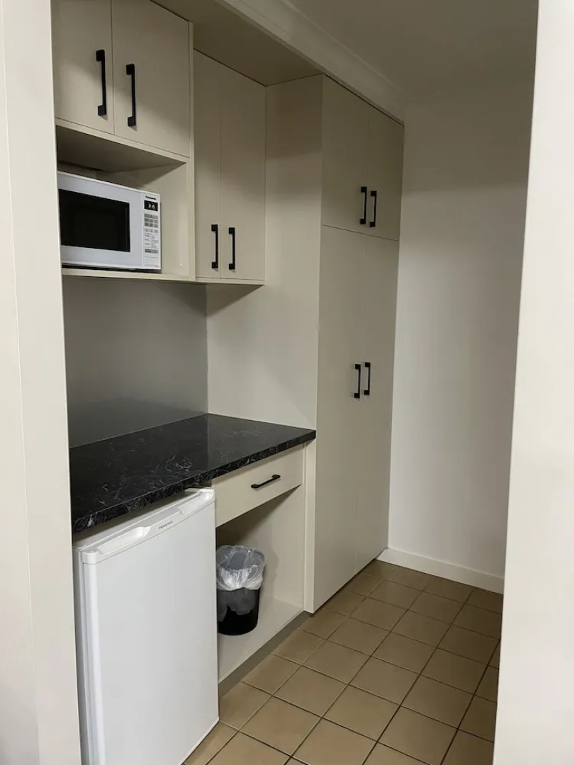 Cattlemans Country Motor Inn & Serviced Apartments