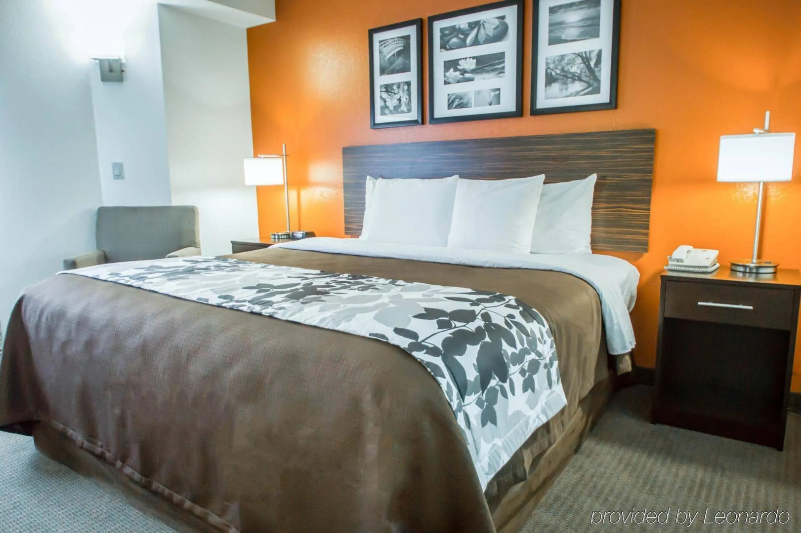 Sleep Inn & Suites Riverfront