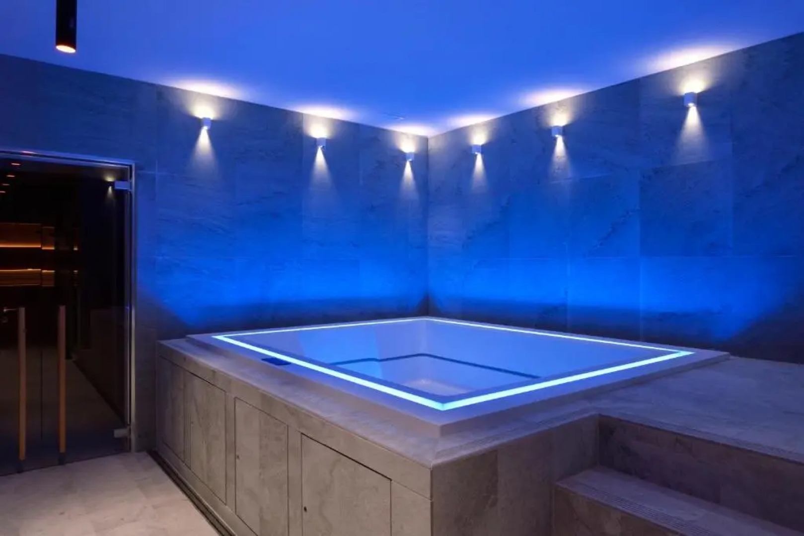 Milano Verticale | UNA Esperienze