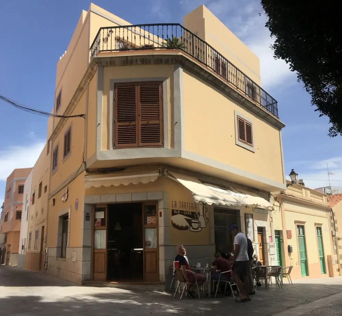 Aguimes Plaza Sunny Terrace Apartment