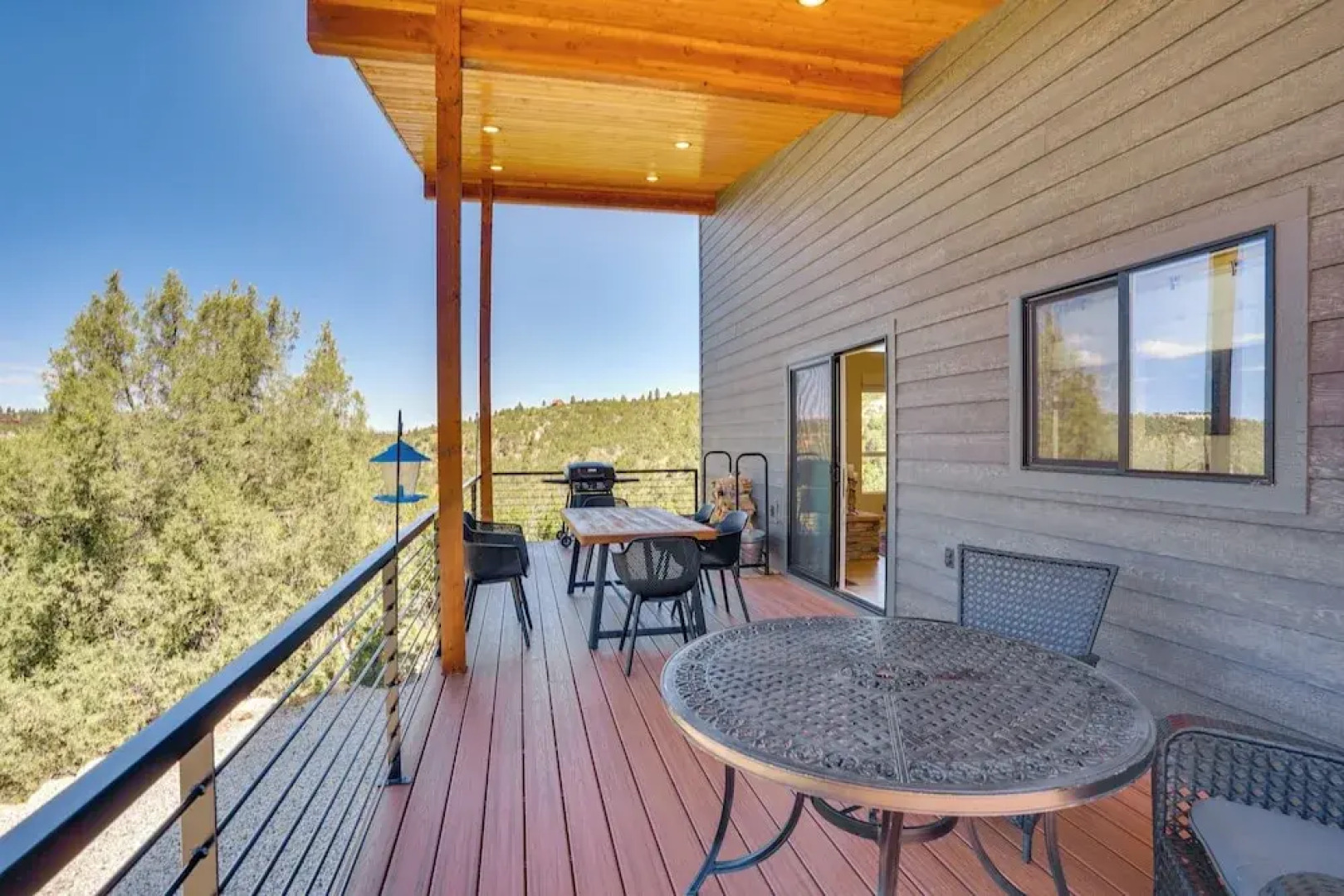 Newly Built, Modern Alton Cabin on 4 Acres!