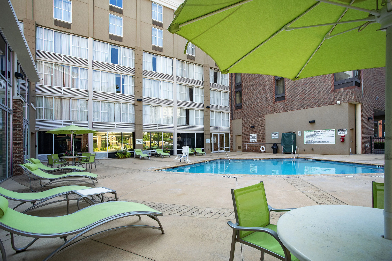 Holiday Inn Athens-University Area