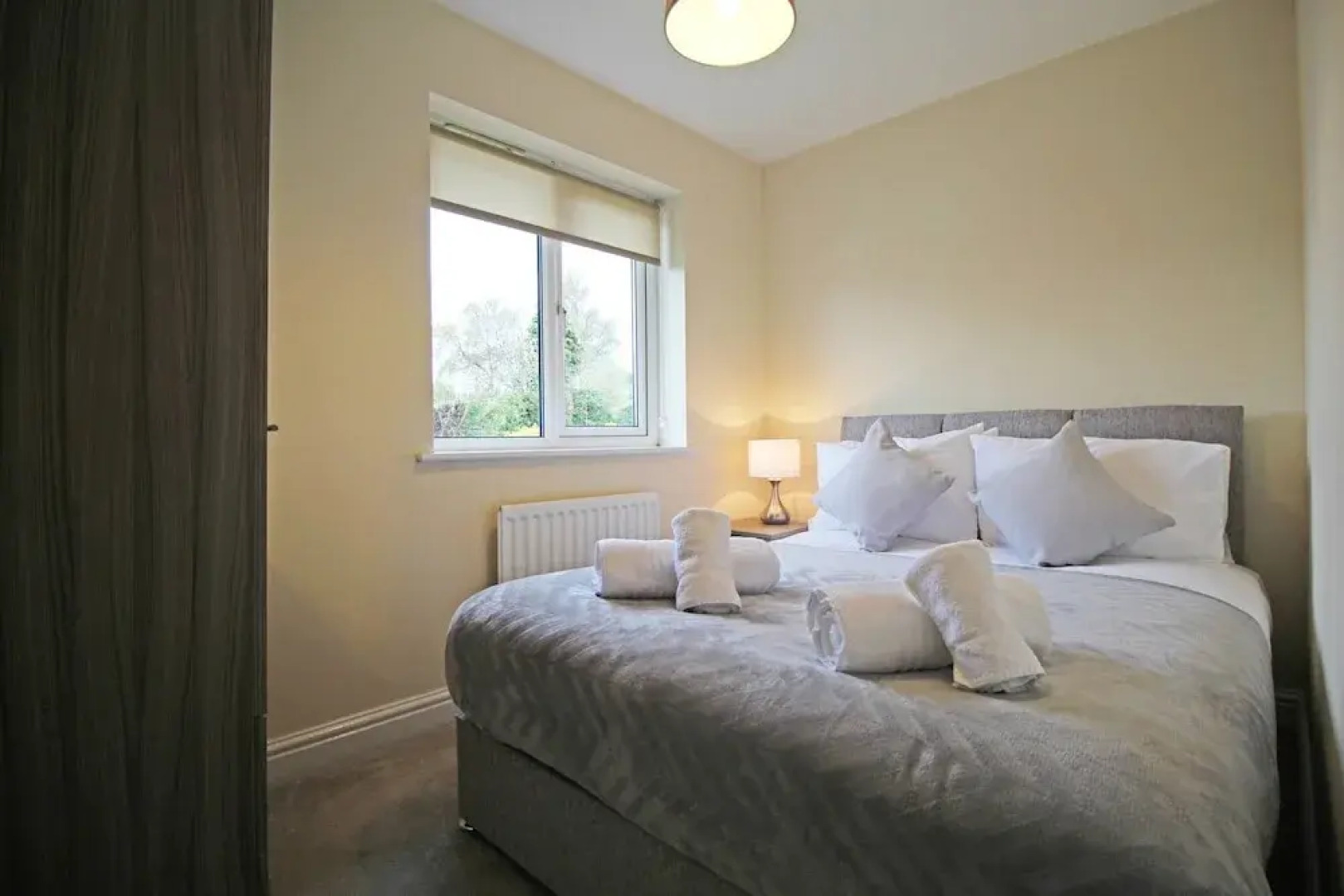 3 Bedroom Holiday Home With River Views