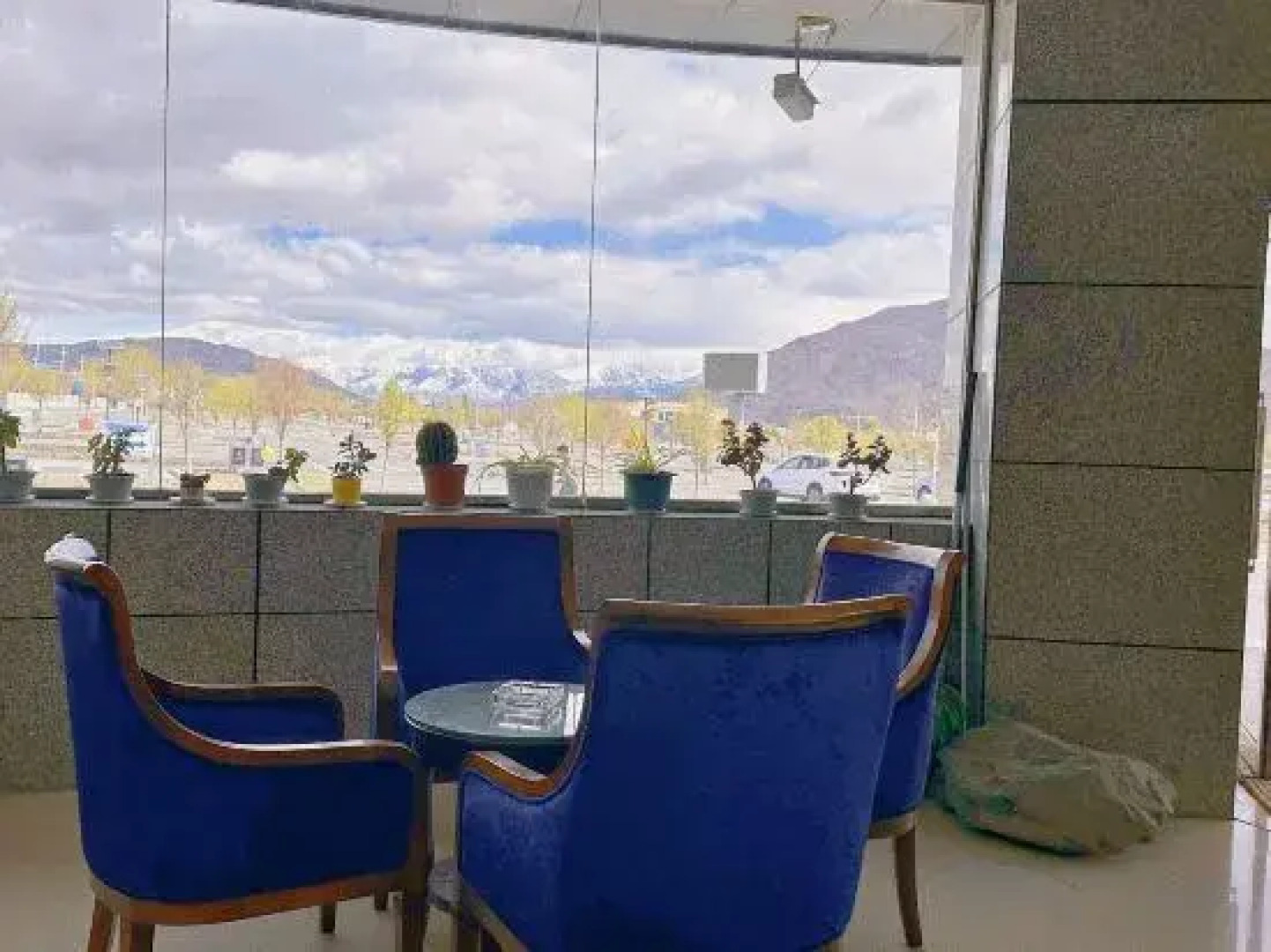 Tashkurgan Kaituo International Hotel
