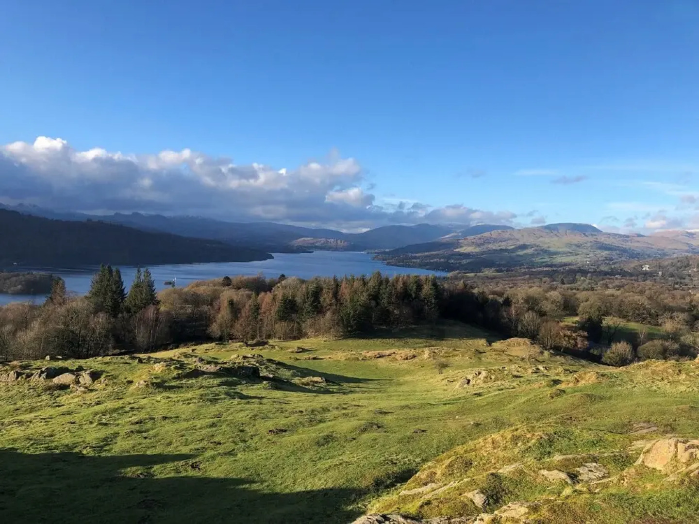 Luxury Cottage, Views of the Lakes With Hot Tub