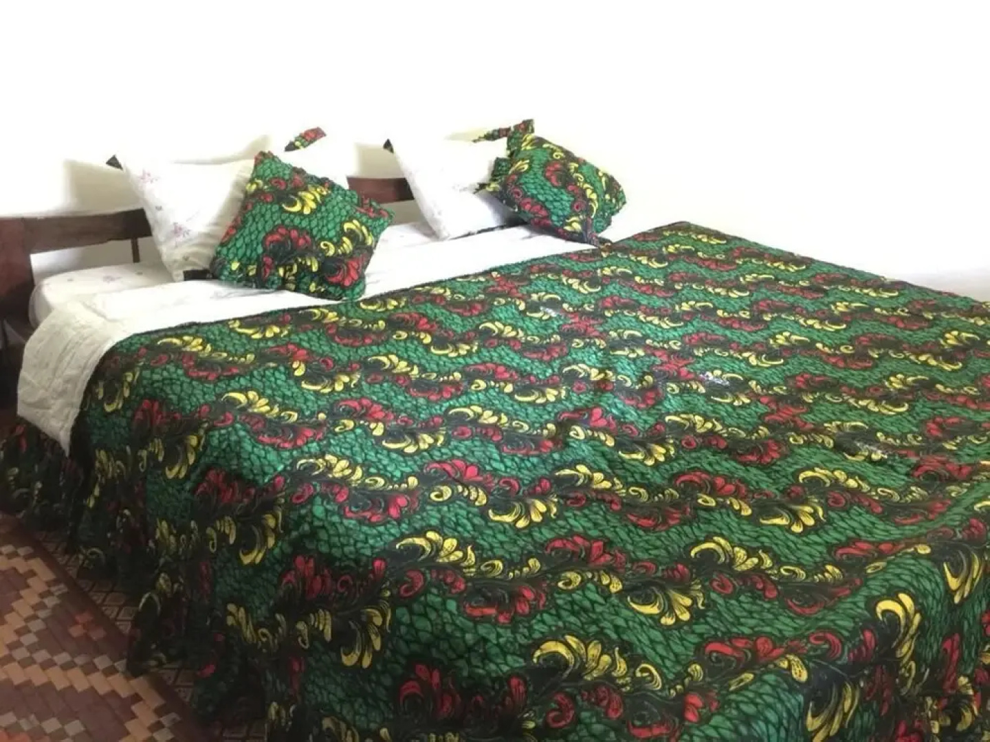 Bwindi View Lodge & Camp Site