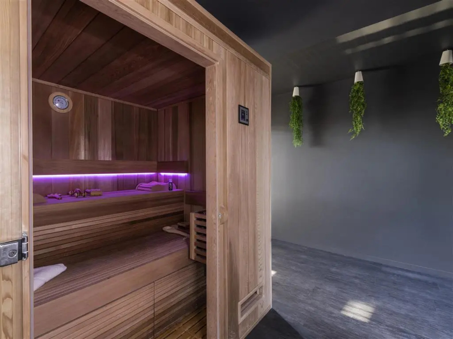 Kyriad Prestige Toulon-La Seyne sur Mer