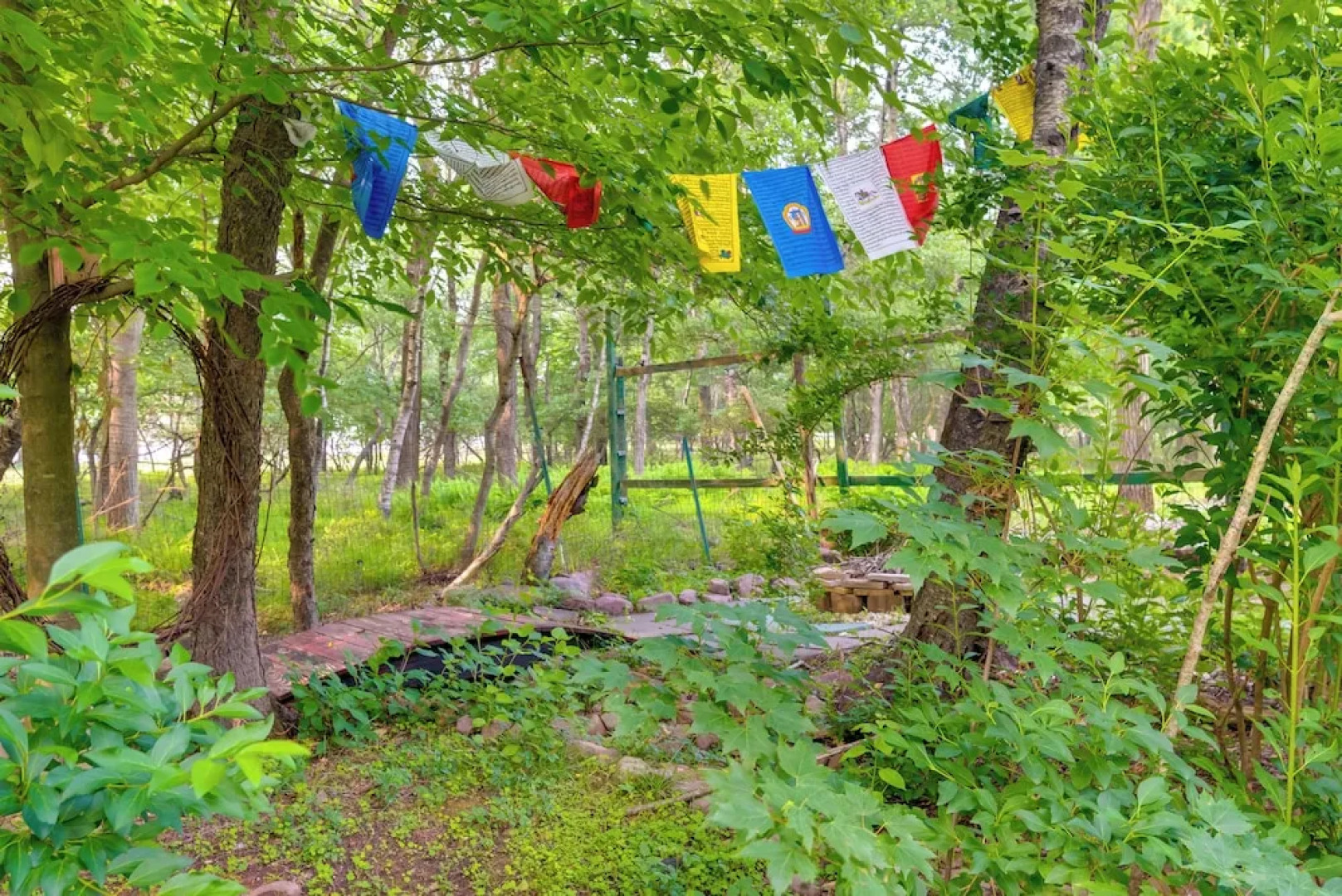 Beautiful Effort Escape w/ Private Hot Tub!