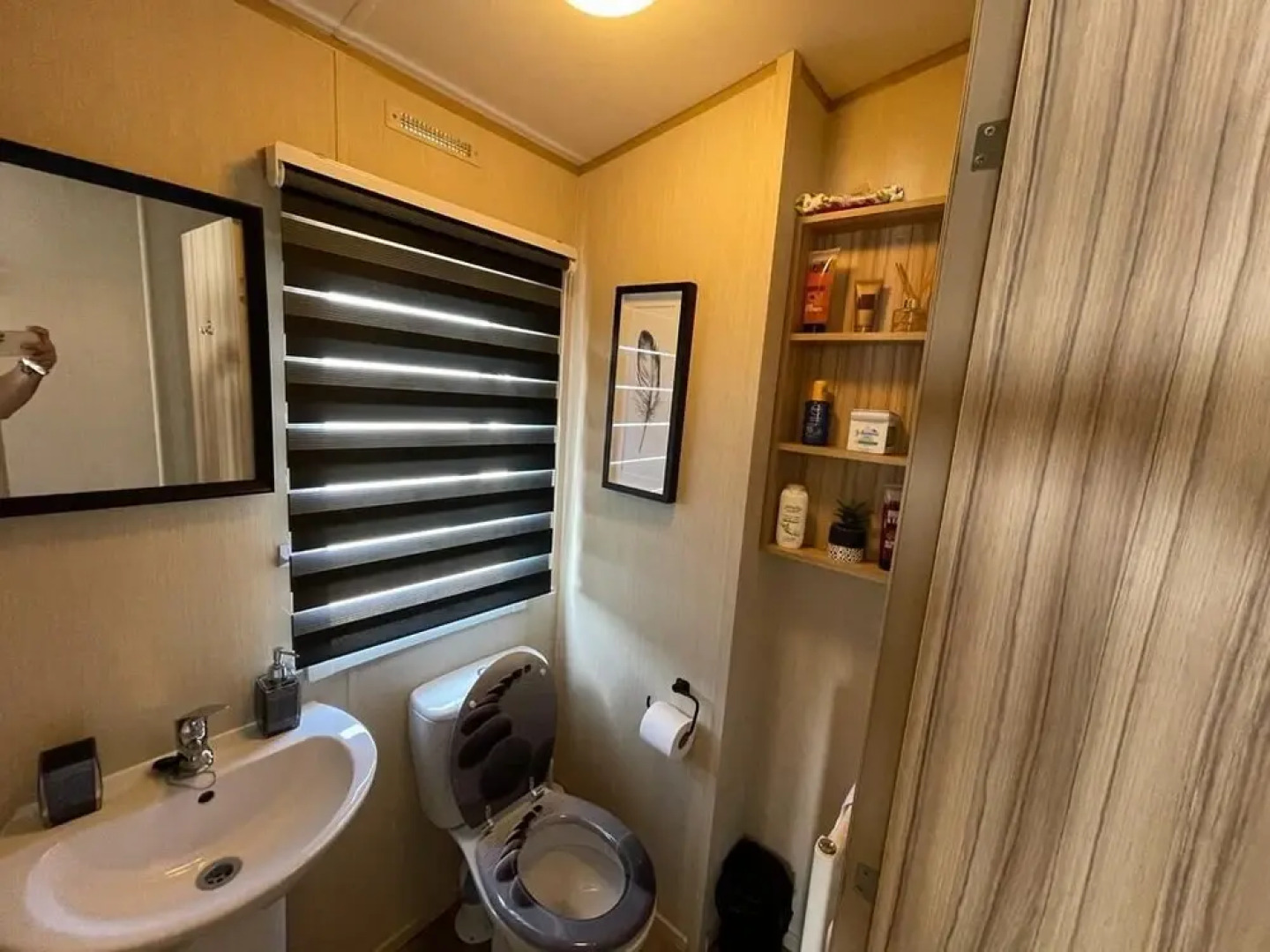 Holiday Park Caravan Fluffy in Harts Holiday Park